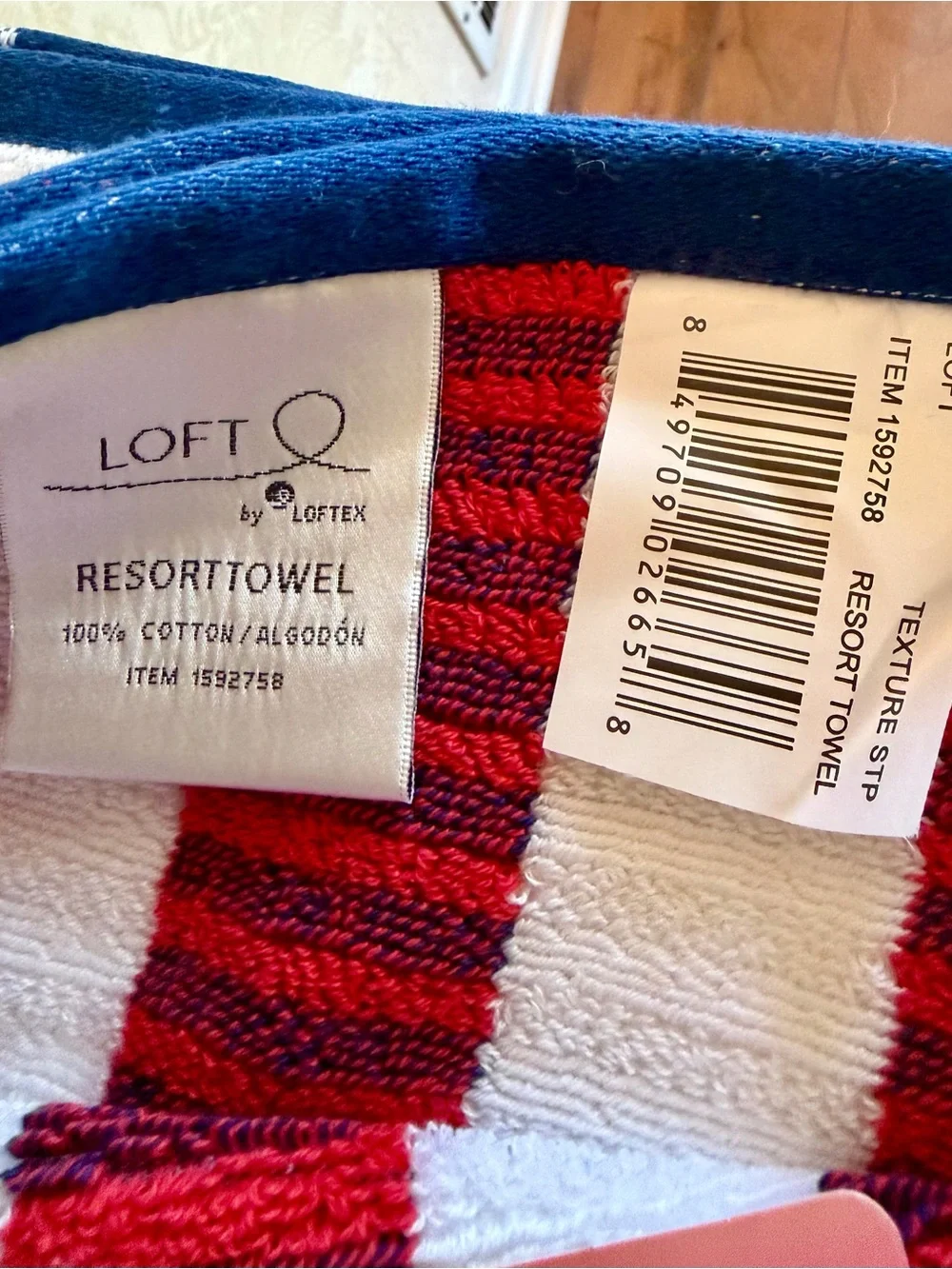 Loft by Loftex Resort Beach Towel 35x70 Red White Blue Striped 100% Cotton NWT